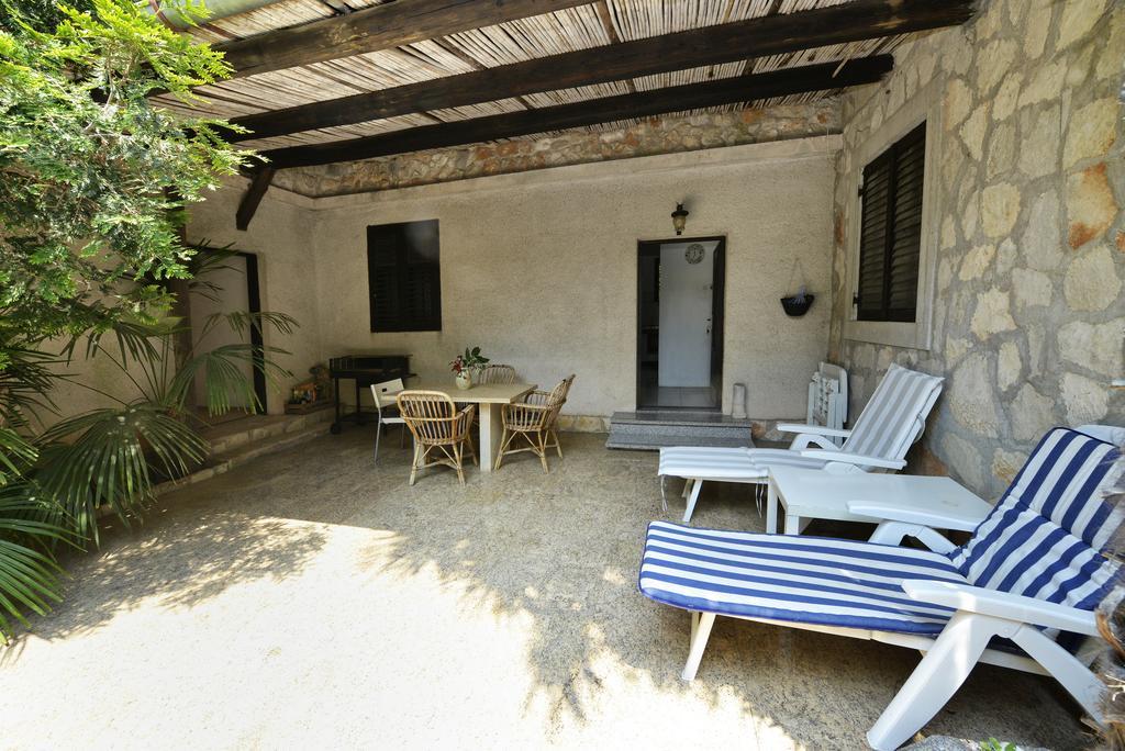 Villa Funtana Exterior foto